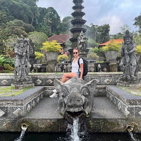 Wikan House Bebandem Bagian luar foto