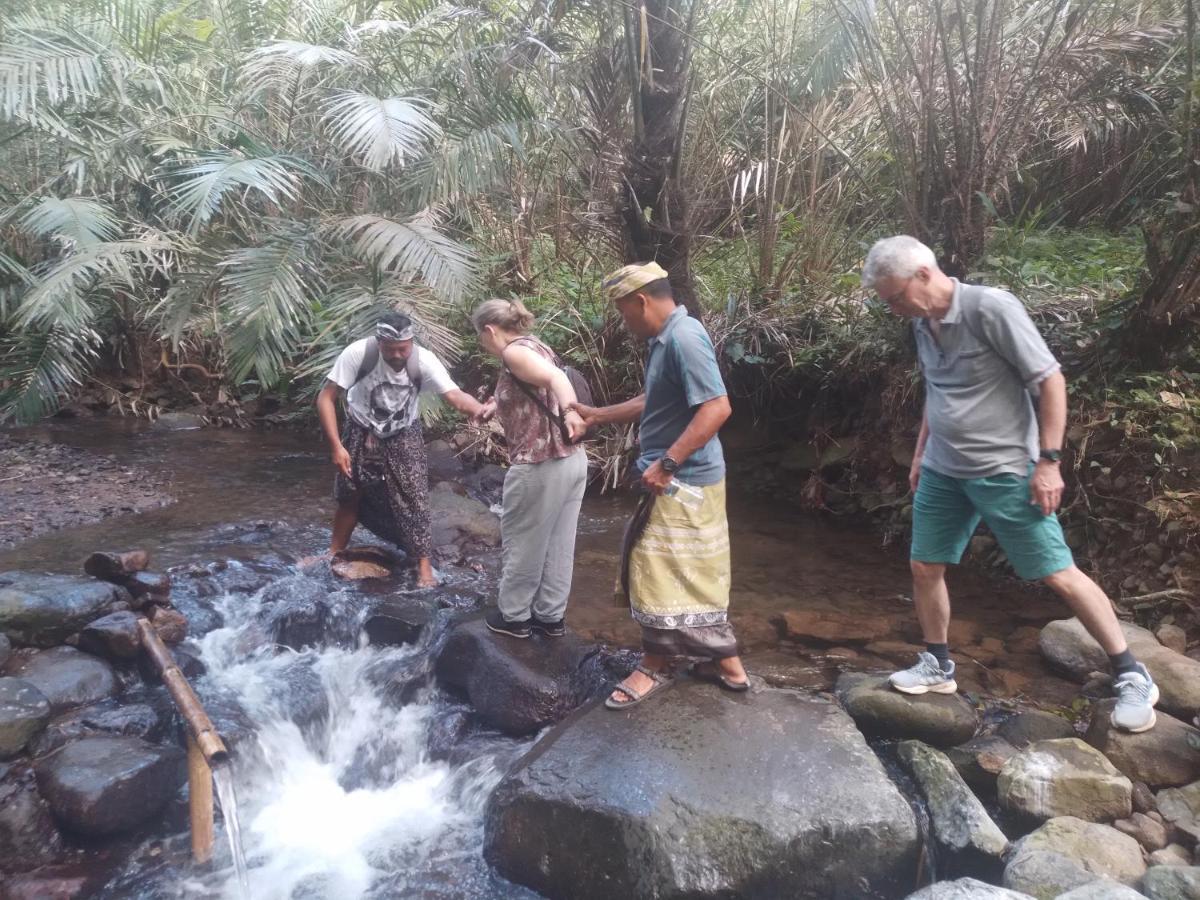 Wikan House Bebandem Bagian luar foto