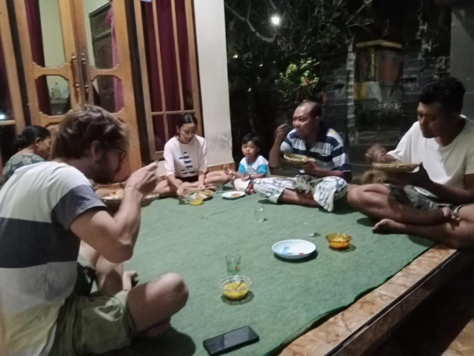 Wikan House Bebandem Bagian luar foto